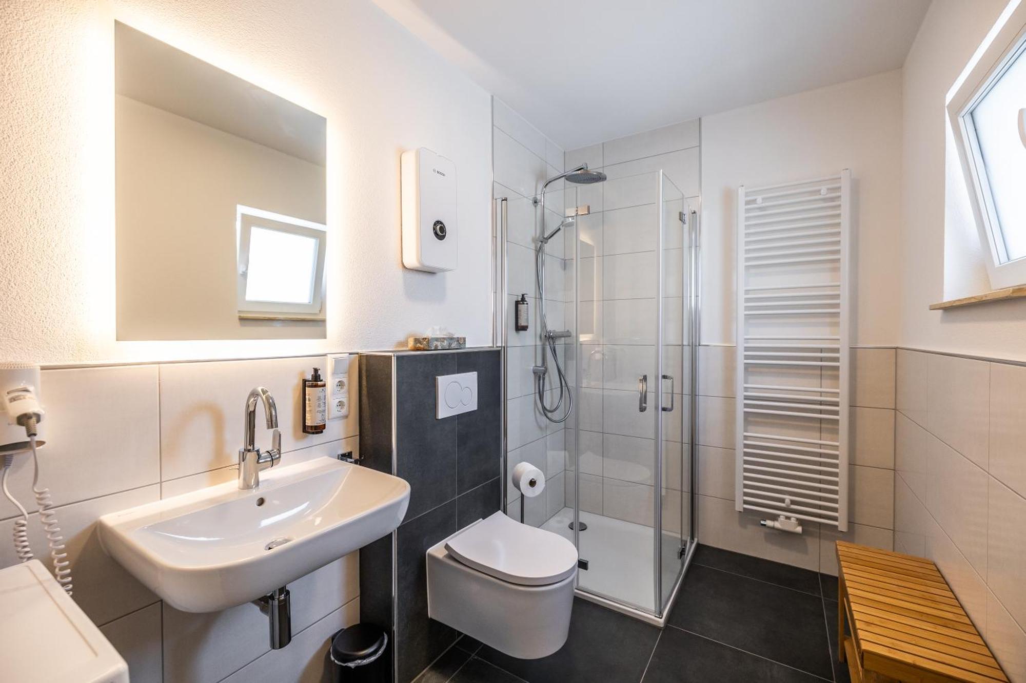 Eifelcomfort Modernes Apartment In Zentraler Lage プリュム エクステリア 写真