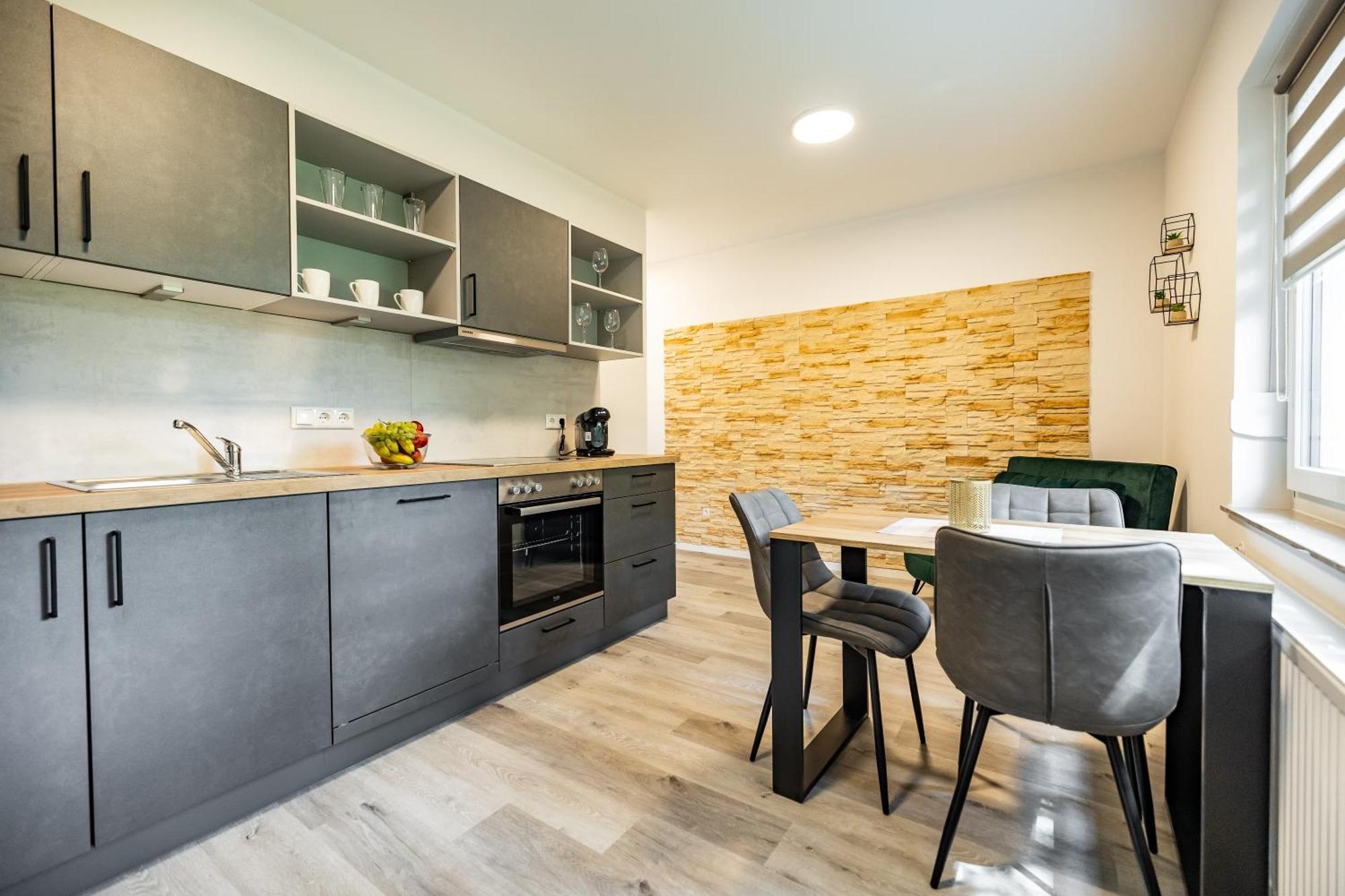 Eifelcomfort Modernes Apartment In Zentraler Lage プリュム エクステリア 写真