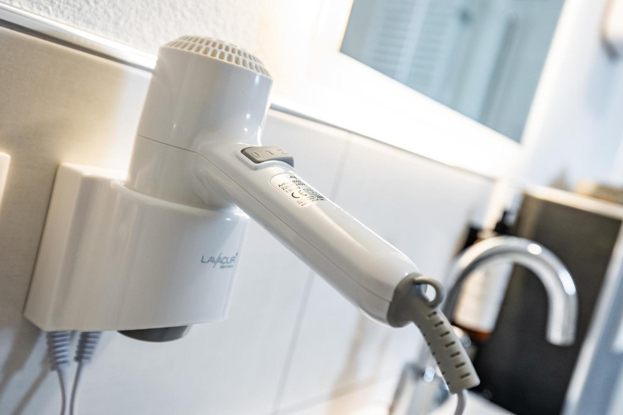 Eifelcomfort Modernes Apartment In Zentraler Lage プリュム エクステリア 写真